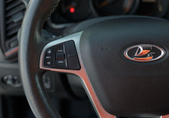 Подержанный автомобиль LADA (ВАЗ) XRAY 2022 года (12 фото)