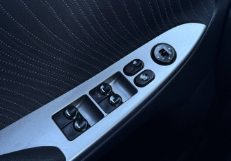 Подержанный автомобиль Hyundai Solaris Sedan 2014 года (13 фото)