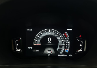 Подержанный автомобиль Mitsubishi Pajero Sport 2021 года (11 фото)