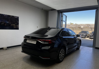 Подержанный автомобиль Toyota Corolla Sedan 2019 года (4 фото)