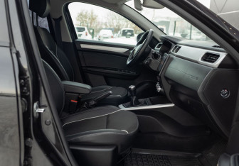 Подержанный автомобиль Renault Arkana 2021 года (20 фото)