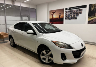 Подержанный автомобиль Mazda 3 Sedan 2012 года (3 фото)