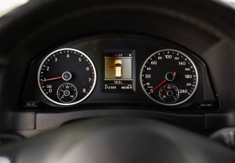 Подержанный автомобиль Volkswagen Tiguan 2013 года (13 фото)