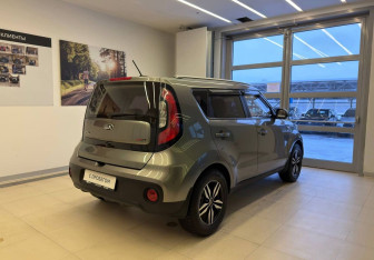 Подержанный автомобиль Kia Soul 2017 года (5 фото)