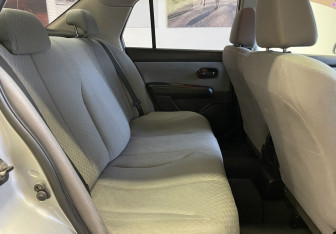 Подержанный автомобиль Nissan Tiida Sedan 2006 года (9 фото)