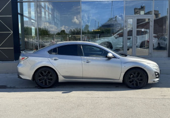 Подержанный автомобиль Mazda 6 Sedan 2010 года (8 фото)