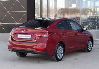 Подержанный автомобиль Hyundai Solaris Sedan 2018 года (5 фото)