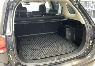 Подержанный автомобиль Mitsubishi Outlander 2021 года (8 фото)