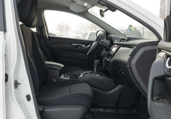 Подержанный автомобиль Nissan Qashqai 2018 года (18 фото)