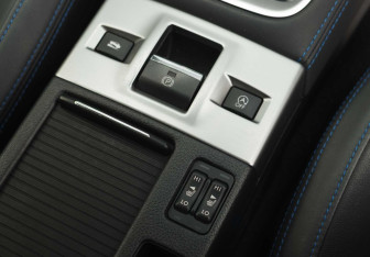 Подержанный автомобиль Subaru Levorg 2014 года (28 фото)