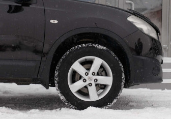 Подержанный автомобиль Nissan Qashqai 2010 года (9 фото)