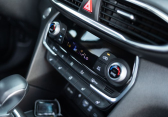 Подержанный автомобиль Hyundai Santa Fe 2020 года (15 фото)