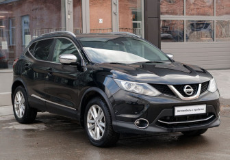 Подержанный автомобиль Nissan Qashqai 2018 года (3 фото)