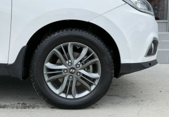 Подержанный автомобиль Hyundai ix35 2013 года (9 фото)