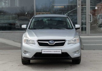 Подержанный автомобиль Subaru XV 2012 года (2 фото)