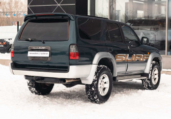 Подержанный автомобиль Toyota Hilux Surf 1996 года (5 фото)