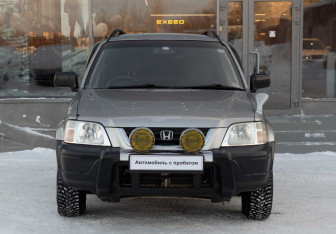 Подержанный автомобиль Honda CR-V 1997 года (2 фото)