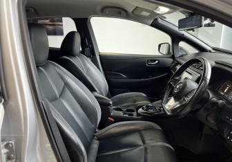 Подержанный автомобиль Nissan Leaf 2018 года (8 фото)