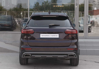 Подержанный автомобиль Chery Tiggo 8 Pro 2021 года (6 фото)
