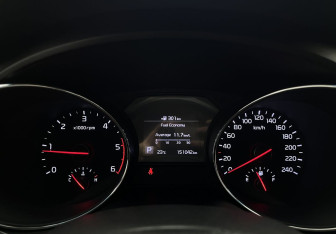 Подержанный автомобиль Kia Carnival 2018 года (12 фото)