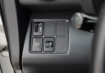 Подержанный автомобиль Toyota RAV4 2008 года (19 фото)