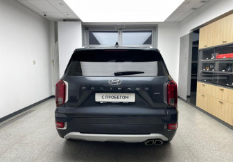 Подержанный автомобиль Hyundai Palisade 2021 года (6 фото)