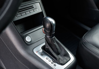 Подержанный автомобиль Volkswagen Tiguan 2012 года (15 фото)