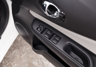 Подержанный автомобиль Nissan Note 2020 года (17 фото)