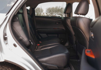 Подержанный автомобиль Lexus RX 2009 года (22 фото)