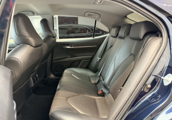 Подержанный автомобиль Toyota Camry Sedan 2018 года (22 фото)