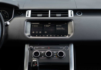 Подержанный автомобиль Land Rover Range Rover Sport 2017 года (15 фото)