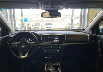 Подержанный автомобиль Kia Sportage 2021 года (16 фото)