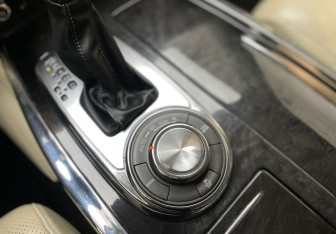 Подержанный автомобиль Infiniti QX80 2018 года (19 фото)