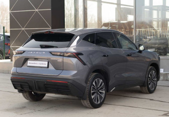 Подержанный автомобиль Jetour Dashing 2024 года (5 фото)