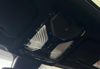 Подержанный автомобиль BMW X7 2019 года (25 фото)