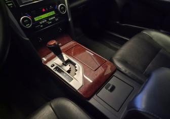 Подержанный автомобиль Toyota Camry Sedan 2013 года (11 фото)
