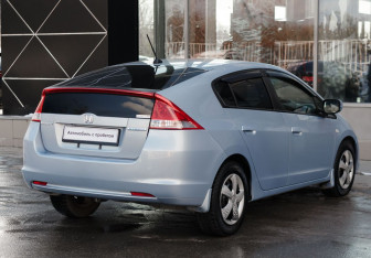 Подержанный автомобиль Honda Insight Hatchback 2009 года (5 фото)