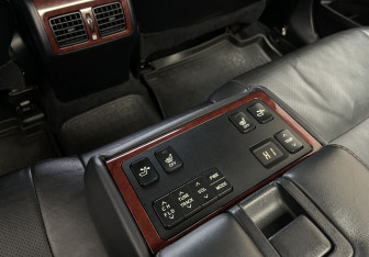 Подержанный автомобиль Toyota Camry Sedan 2013 года (13 фото)