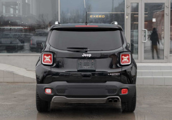 Подержанный автомобиль Jeep Renegade 2018 года (6 фото)