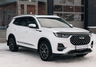 Подержанный автомобиль Chery Tiggo 8 Pro 2022 года (3 фото)