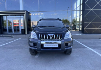 Подержанный автомобиль Toyota Land Cruiser Prado 2007 года (2 фото)