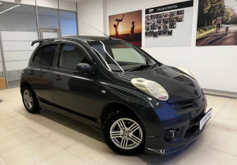 Подержанный автомобиль Nissan March Hatchback 2005 года (4 фото)