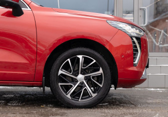 Подержанный автомобиль Haval Jolion 2022 года (9 фото)