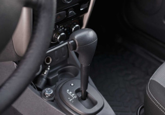 Подержанный автомобиль Renault Duster 2015 года (14 фото)