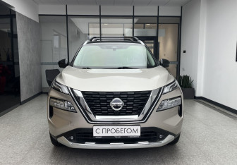 Подержанный автомобиль Nissan X-Trail 2021 года (2 фото)