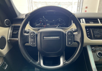 Подержанный автомобиль Land Rover Range Rover Sport 2016 года (12 фото)