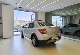 Подержанный автомобиль Renault Logan Sedan 2020 года (6 фото)