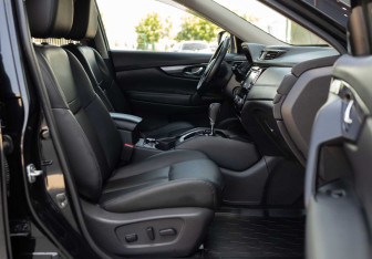 Подержанный автомобиль Nissan X-Trail 2019 года (21 фото)