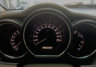 Подержанный автомобиль Lexus RX 2008 года (10 фото)