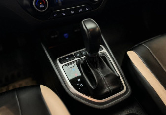 Подержанный автомобиль Hyundai Creta 2021 года (12 фото)